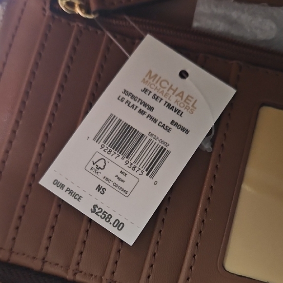 Michael Kors Jet Set Travel Monogram Large Flat Phone Case Wristlet Wallet